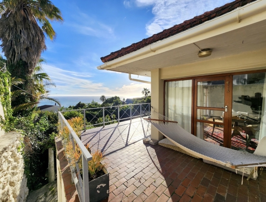 3 Bedroom Property for Sale in Camps Bay Western Cape